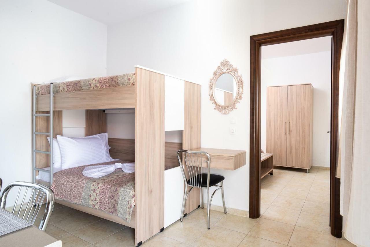 Nikola'S Apartments Тороні Екстер'єр фото